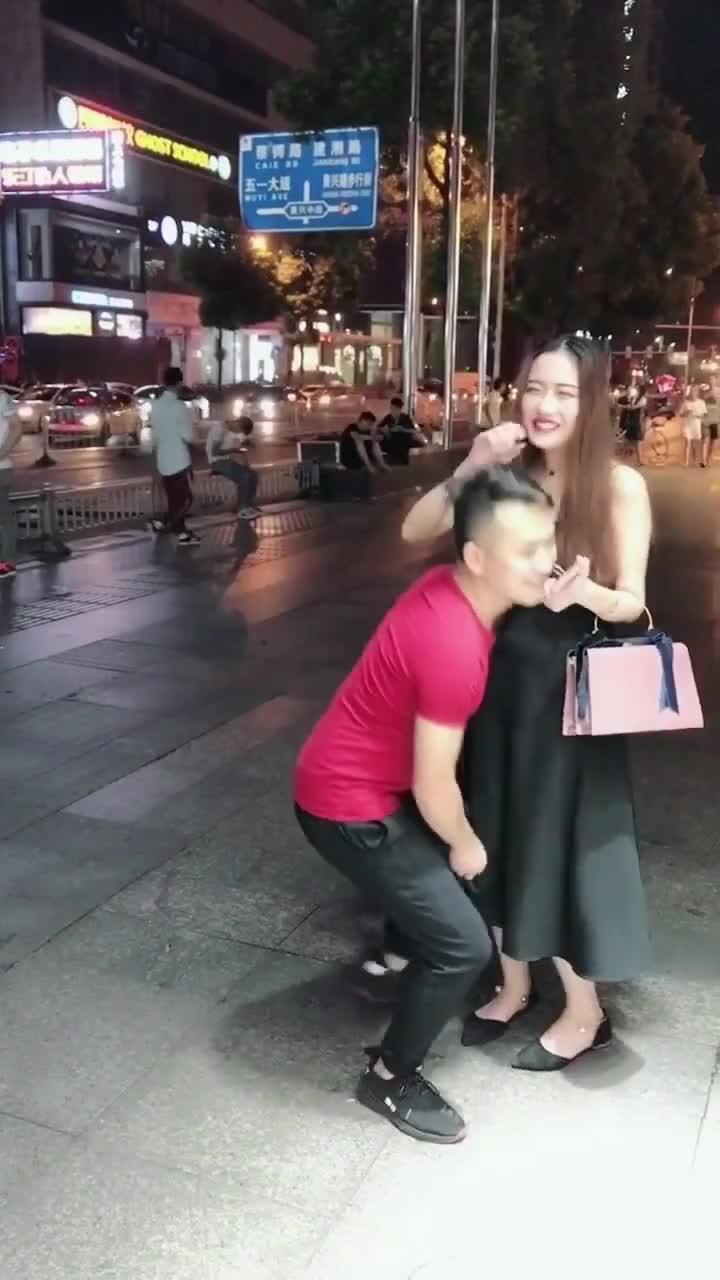 街头搭讪视频,揭秘真实社交互动瞬间