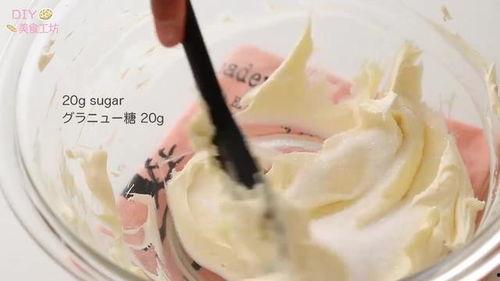 甜品制作视频,跟随教程轻松学会美味甜品