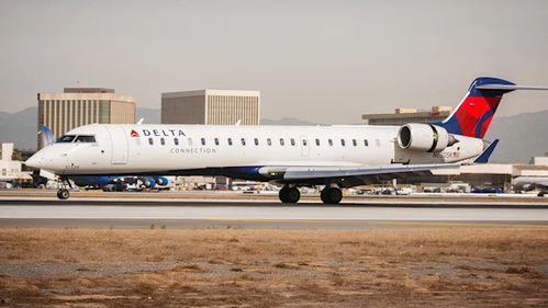 客机视频,揭秘客机飞行瞬间