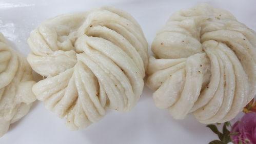 做花卷的视频,轻松学会传统美食制作技巧