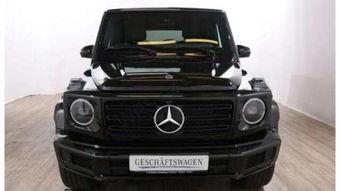 奔驰g视频,驾驭极限，征服山川的钢铁勇士