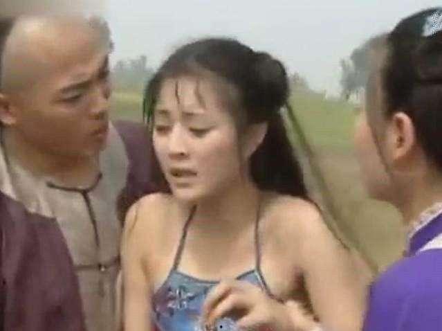 肚兜视频,传统服饰魅力再现