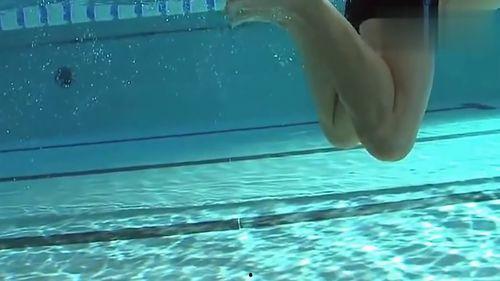 游蛙泳视频,跟随视频学蛙泳，轻松掌握泳姿要领