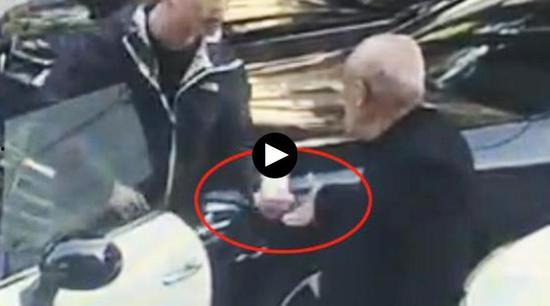 老人碰瓷视频,真相与反思