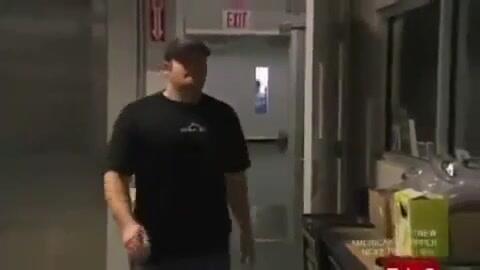 打老外视频,文化冲突与网络暴力的反思