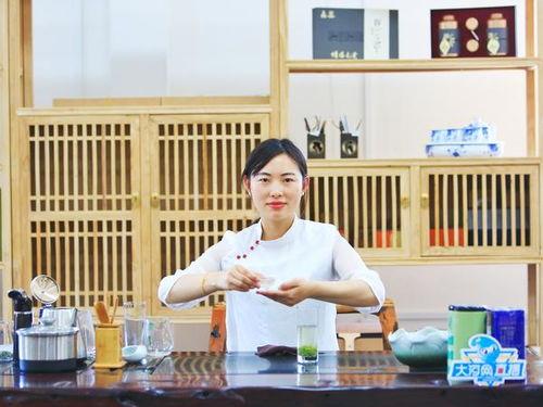 茶艺师视频,一壶茶香，一指禅心