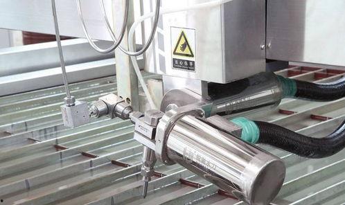 水切割视频,高效切割的视觉盛宴