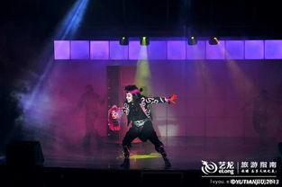 小丑表演视频,揭秘小丑表演的神奇魅力