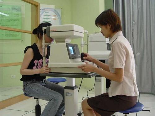 检影验光的方法视频,精准视力矫正指南