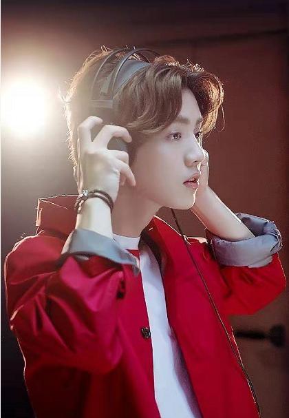 鹿晗关晓彤爆料吃瓜最新,揭秘娱乐圈吃瓜背后的真相