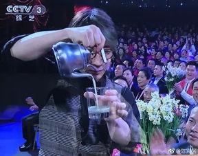 变魔术的视频,跟随视频探索变魔术的奥秘与技巧