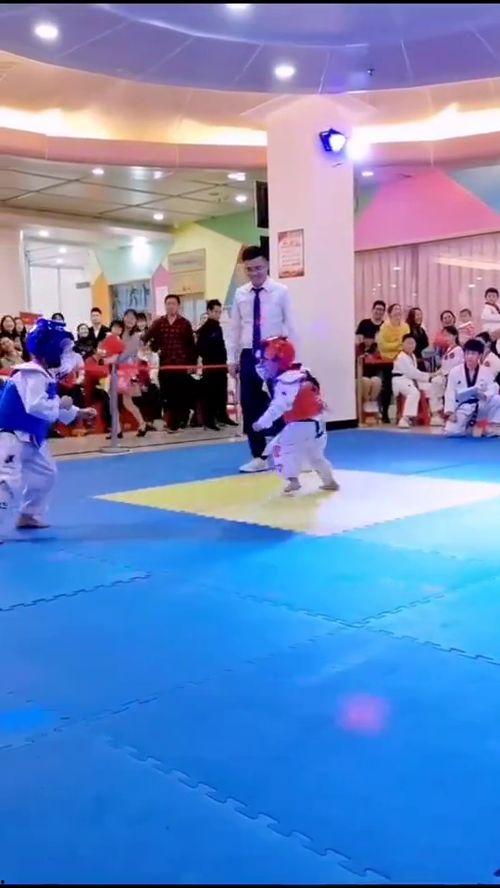 小孩比赛视频,童趣盎然的比赛瞬间回顾