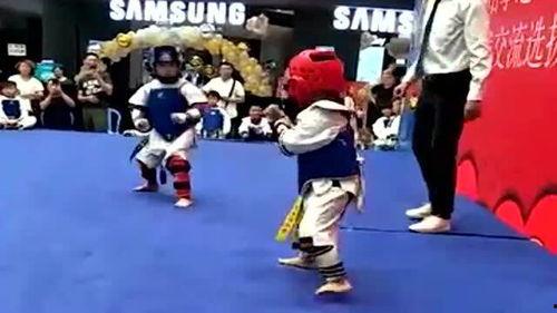 小孩比赛视频,童趣盎然的比赛瞬间回顾