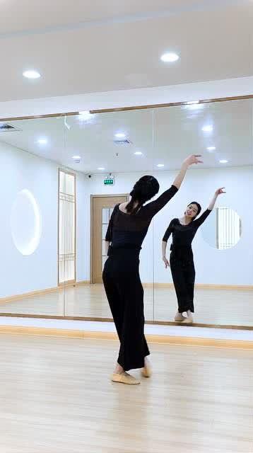 中国舞舞蹈教学视频,中国舞教学视频精华解析