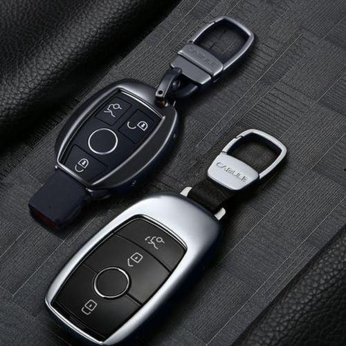 奔驰车钥匙换电池视频