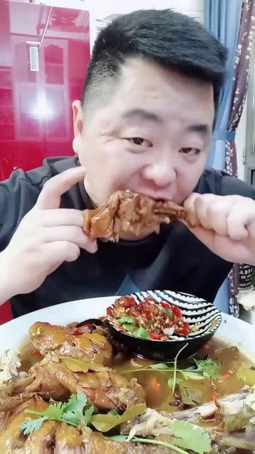 吃鸡肉视频,跟随视频学做美味佳肴
